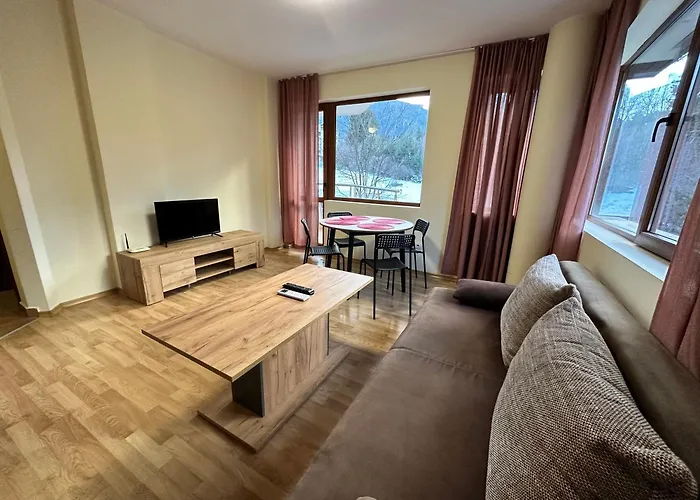 Pine Tree One Bedroom * 班斯科